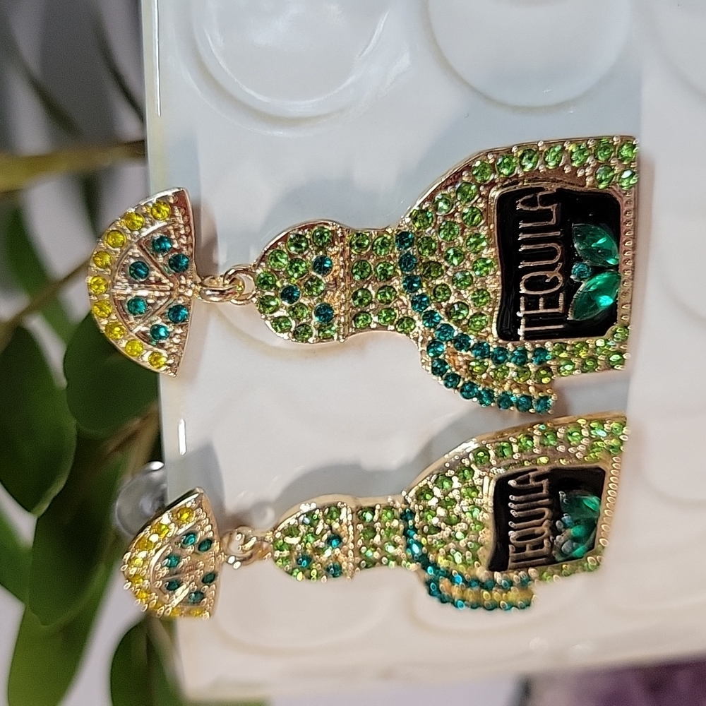 HAPPY HOUR Tequila Crystal Drop Earrings - Picture 3 of 6